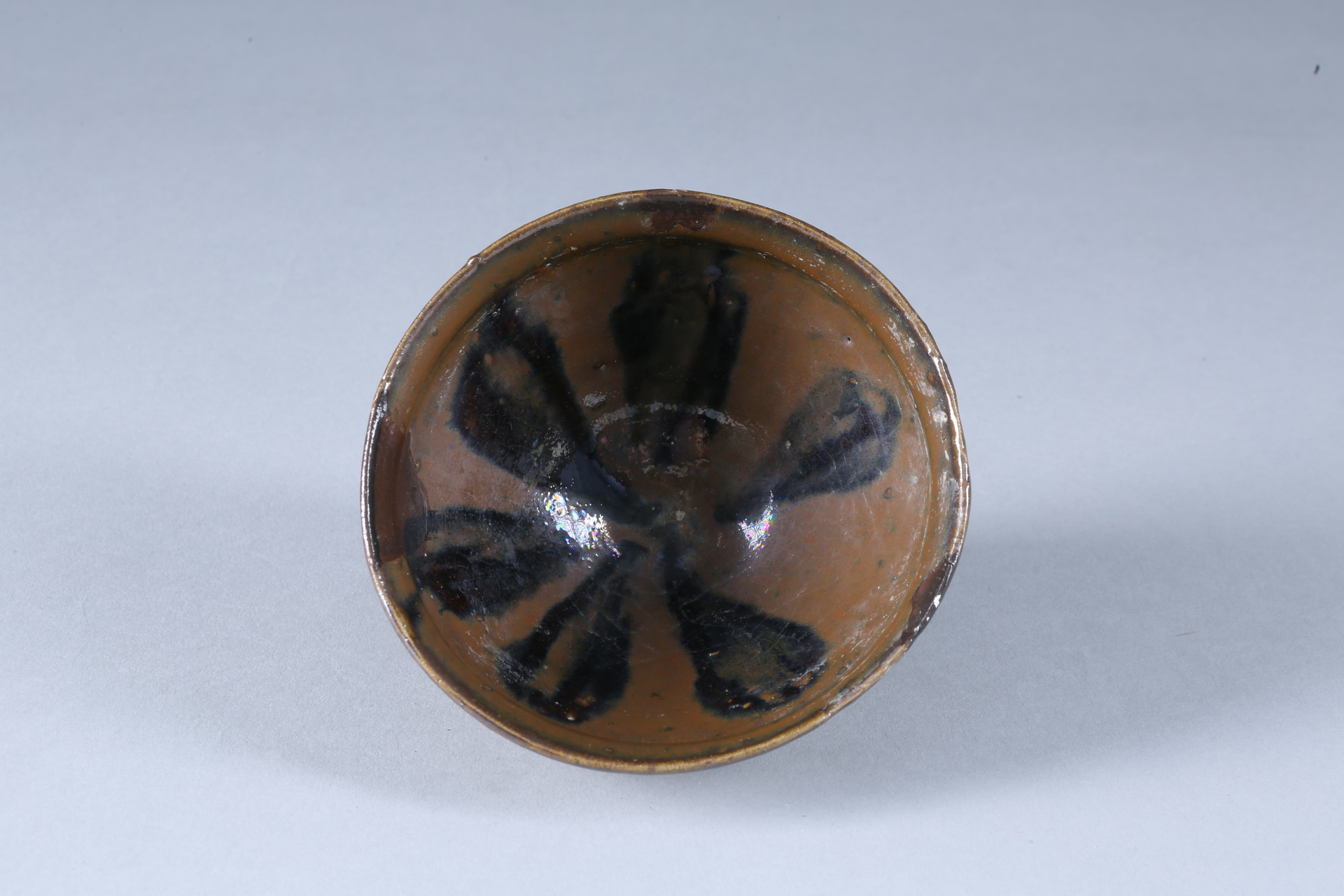 图六 南岸区小湾窑址1985度出土