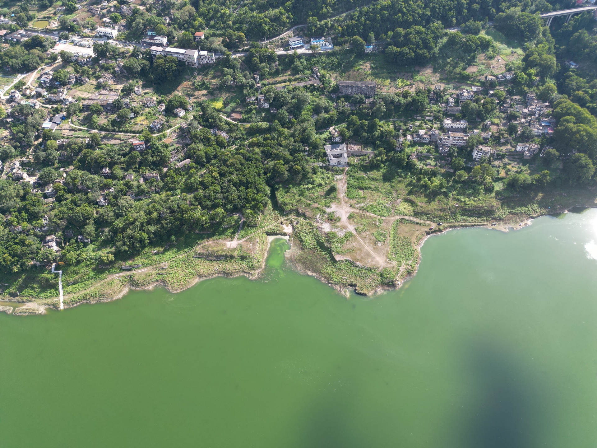 云安白兔井远景