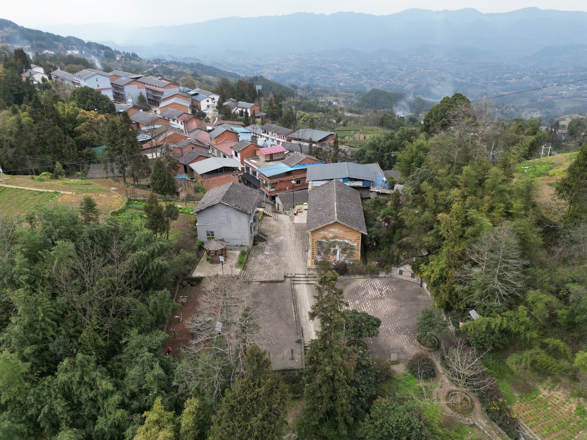 图五 亭子垭老街