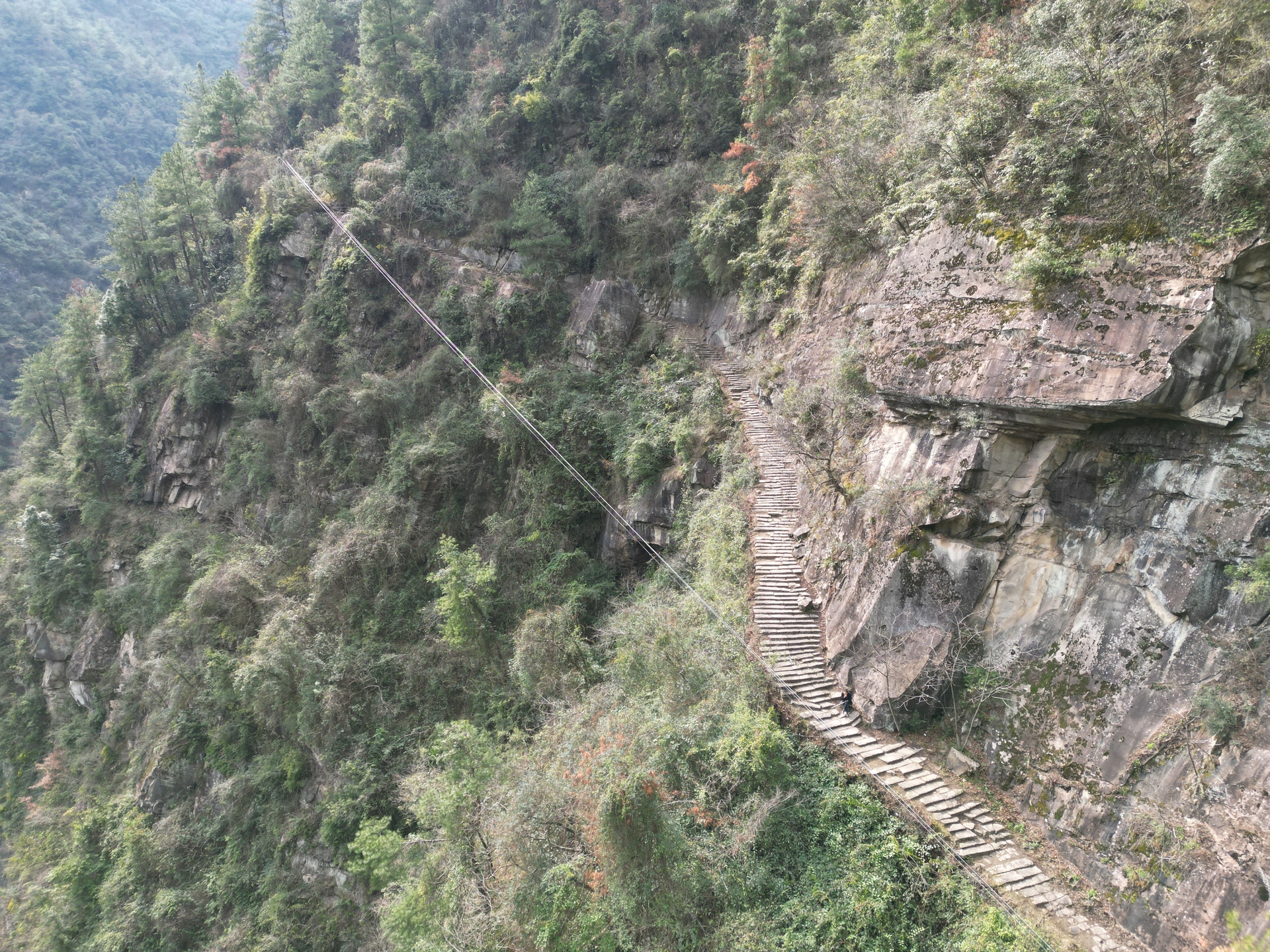 图四 花岩古道航拍