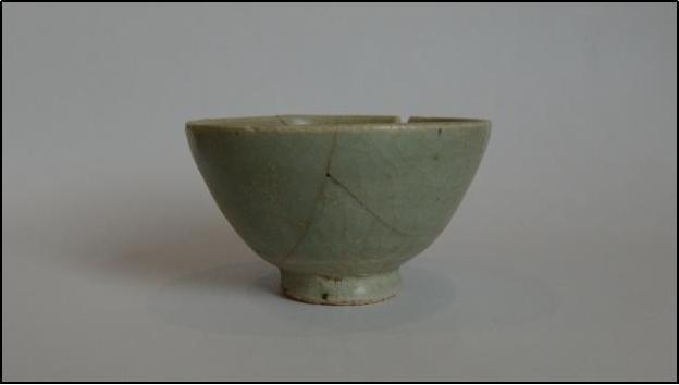 图一一 M1-2出土青瓷碗