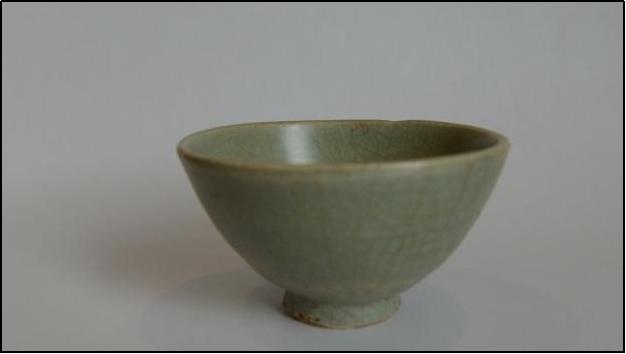 图一二 M1-3出土青瓷碗