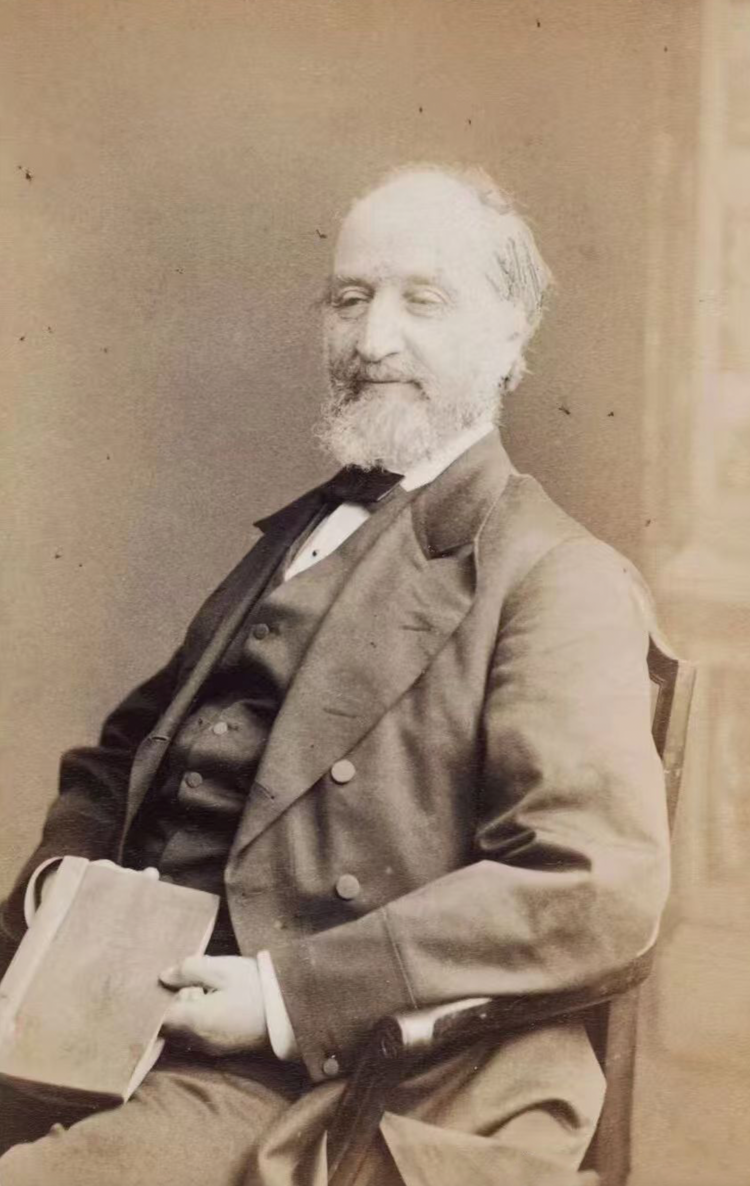 伟烈亚力(Alexander Wylie, 1815-1887)晚年照片